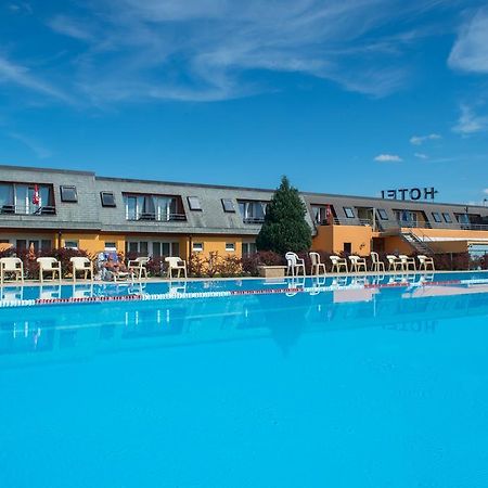 Hotel Lacotel Avenches Exterior foto